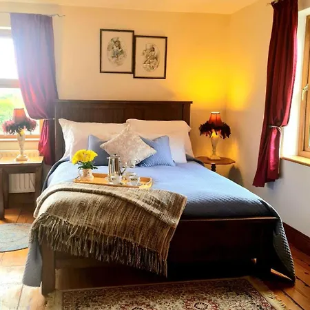 The Garden Gates Guest